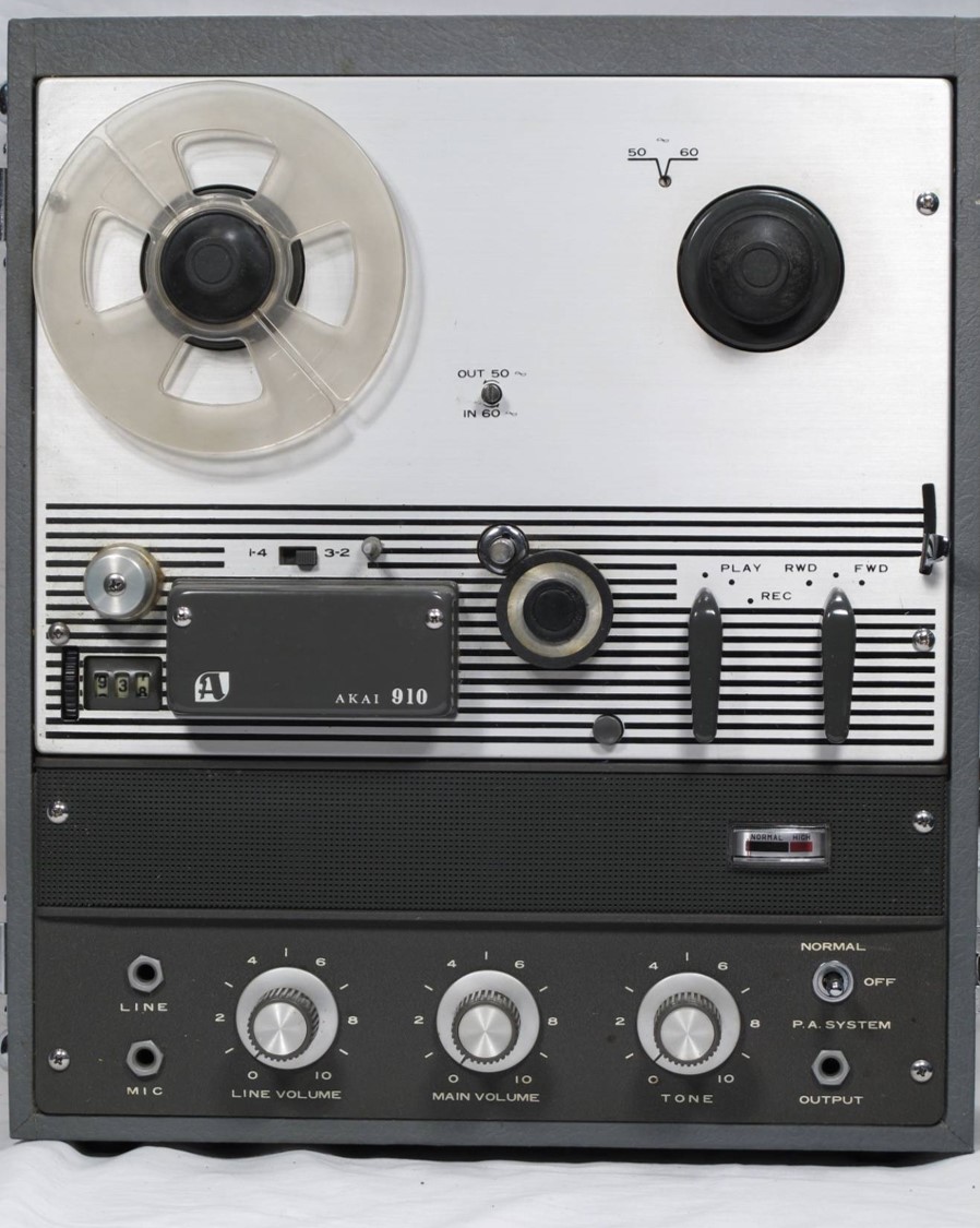 Practical Ferguson 1970s reel to reel tape recorder